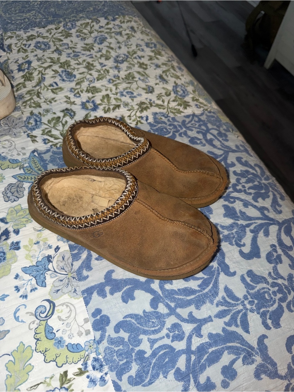UGG Chestnut Brown Suede Moccasin Slipper Clogs